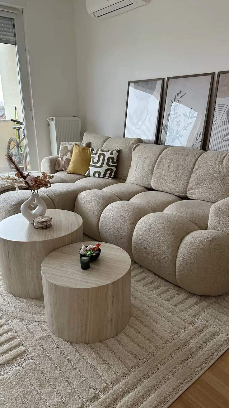 5 Sofa Design Ideas Perfect for Small Living Rooms